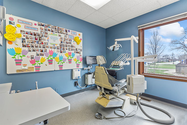 elgin-dentist-_0004_elgin-dentist-bender-dental-care-pediatrics Elgin Dentist bender dental care dental care paediatrics